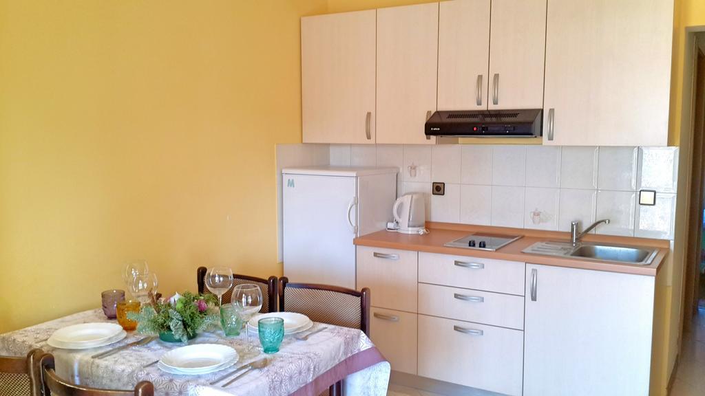 Apartment Maras Poreč Exteriör bild
